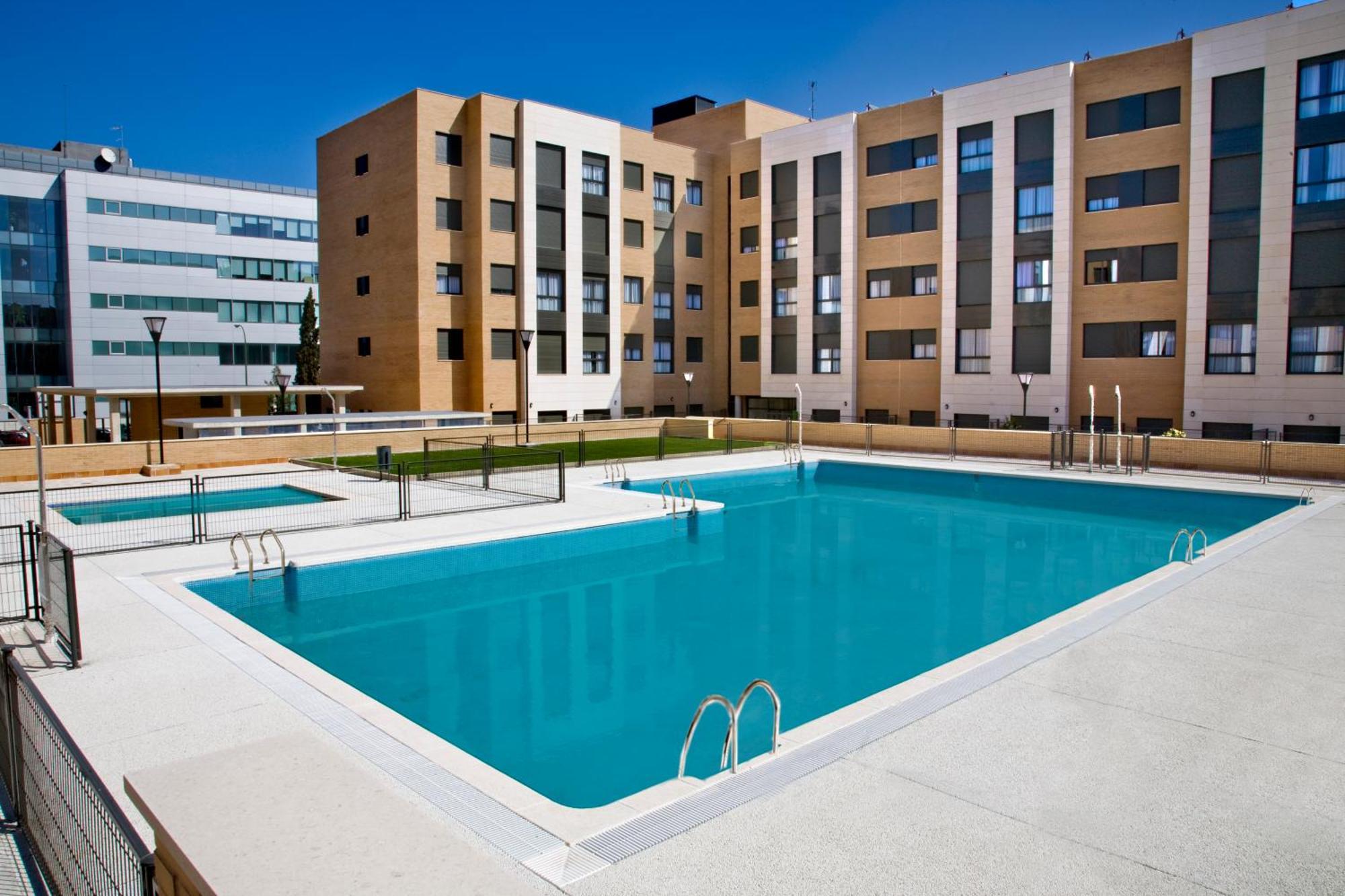 Apart-hotel Compostela 3*
