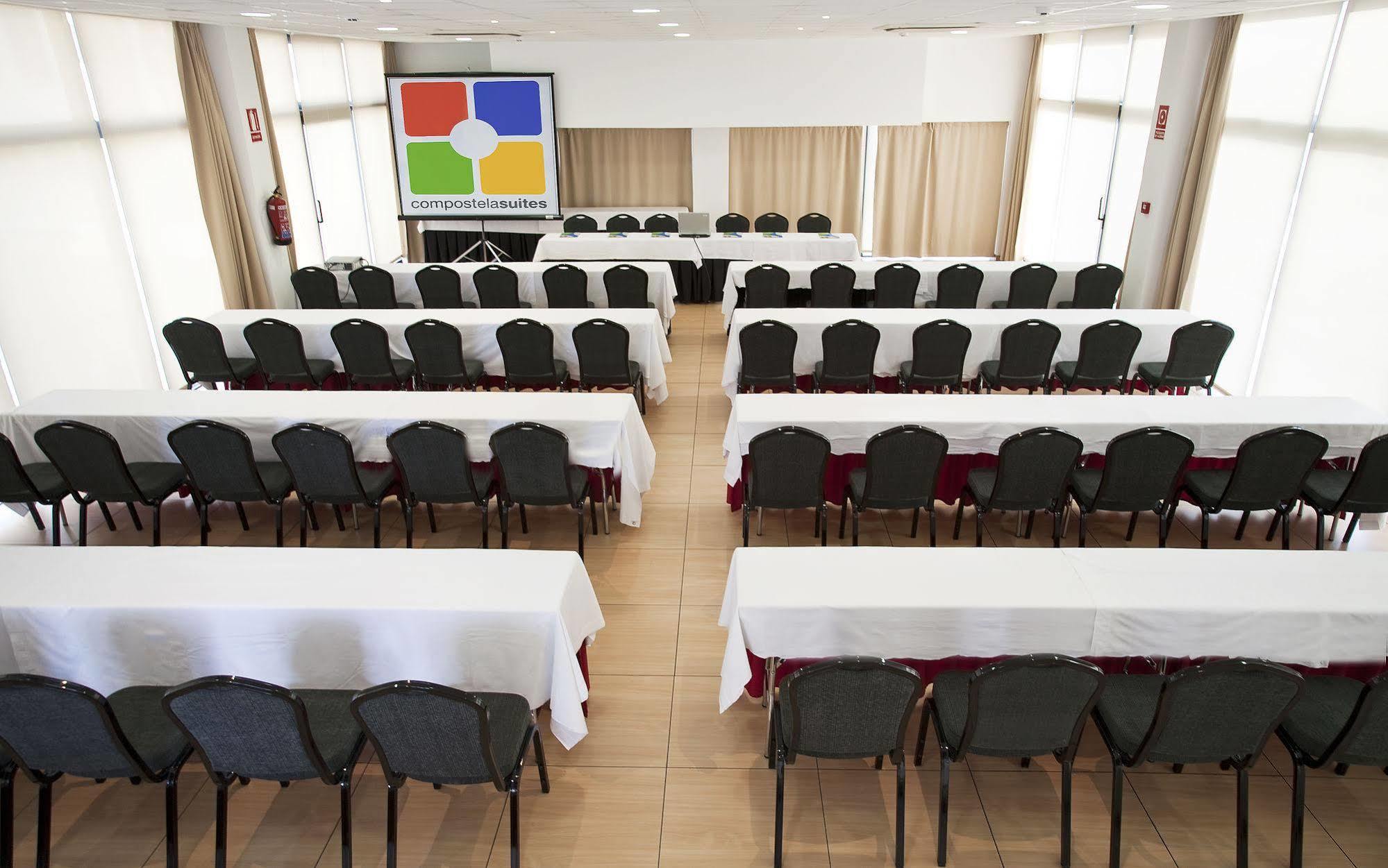 Apart-hotel Compostela 3*