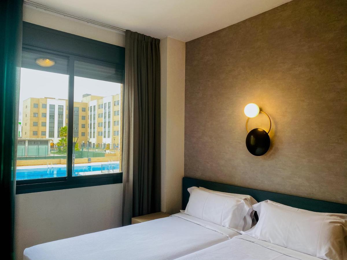 Compostela Aparthotel 3*